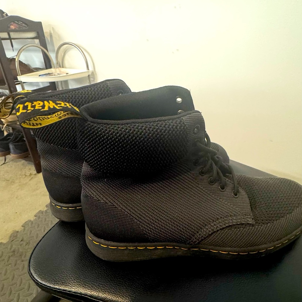 Pre-owned Rigal Knit Dr Martens